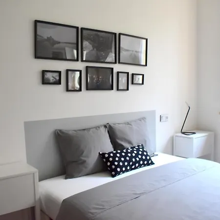 Apartmán Designer Flat In Trendy Vinohrady! Designový Skvost Na Pražských Vinohradech! *